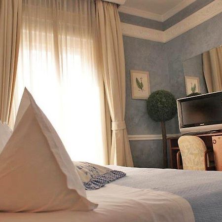 Hotel Marghera Rzym Pokój zdjęcie