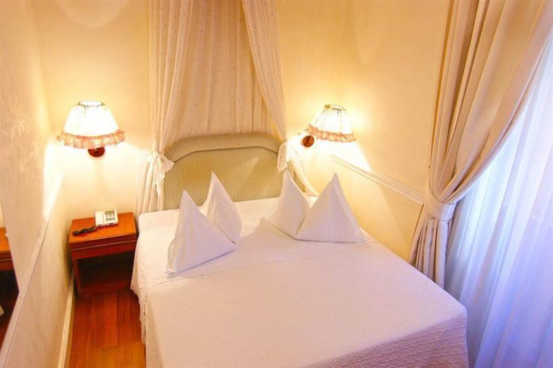 Hotel Marghera Rzym Zewnętrze zdjęcie