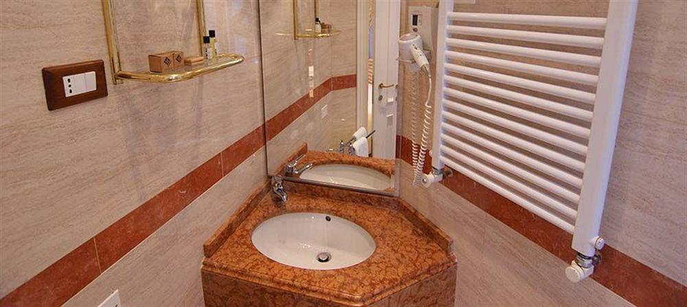 Hotel Marghera Rzym Zewnętrze zdjęcie